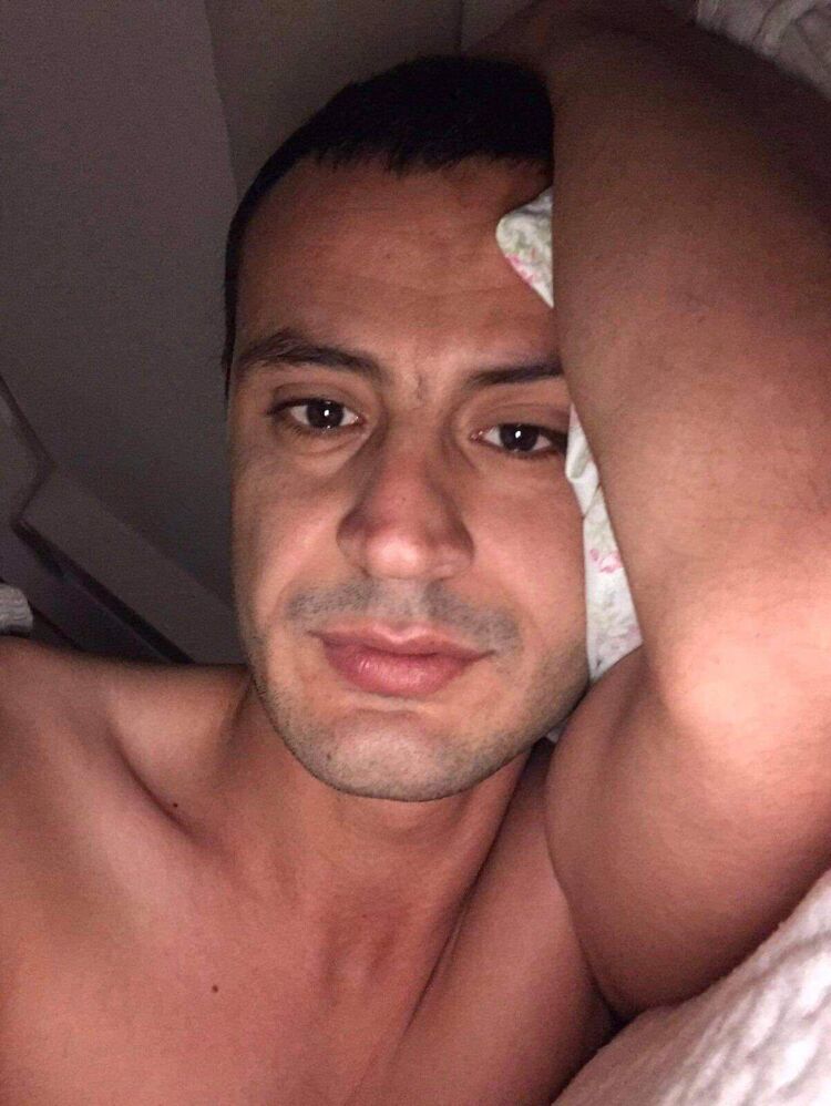  ,   Arjen, 37 ,   ,   