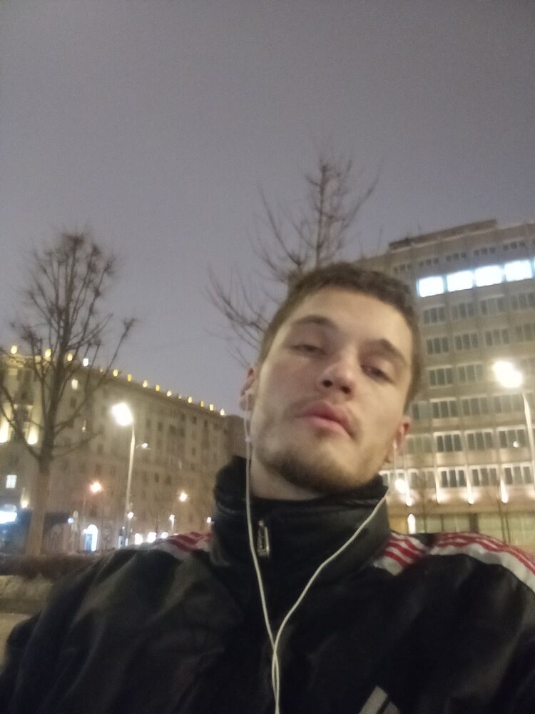  48436536  , 26 ,    