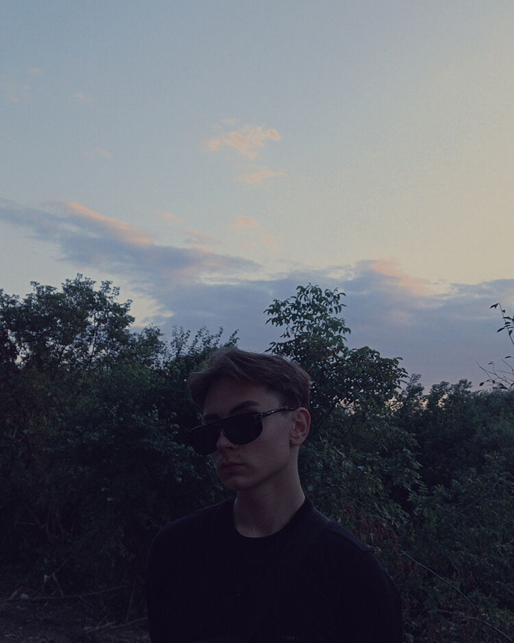  -,   , 22 ,   , 