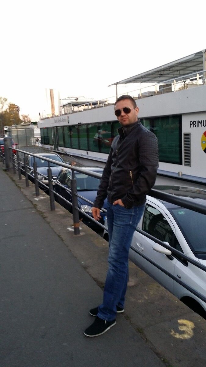  5962226  , 43 ,    Offenbach