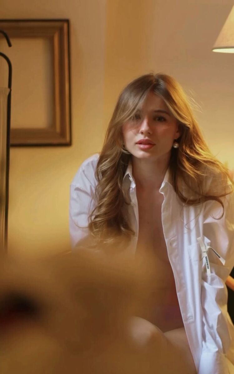  54480386  , 19 ,    Deleted