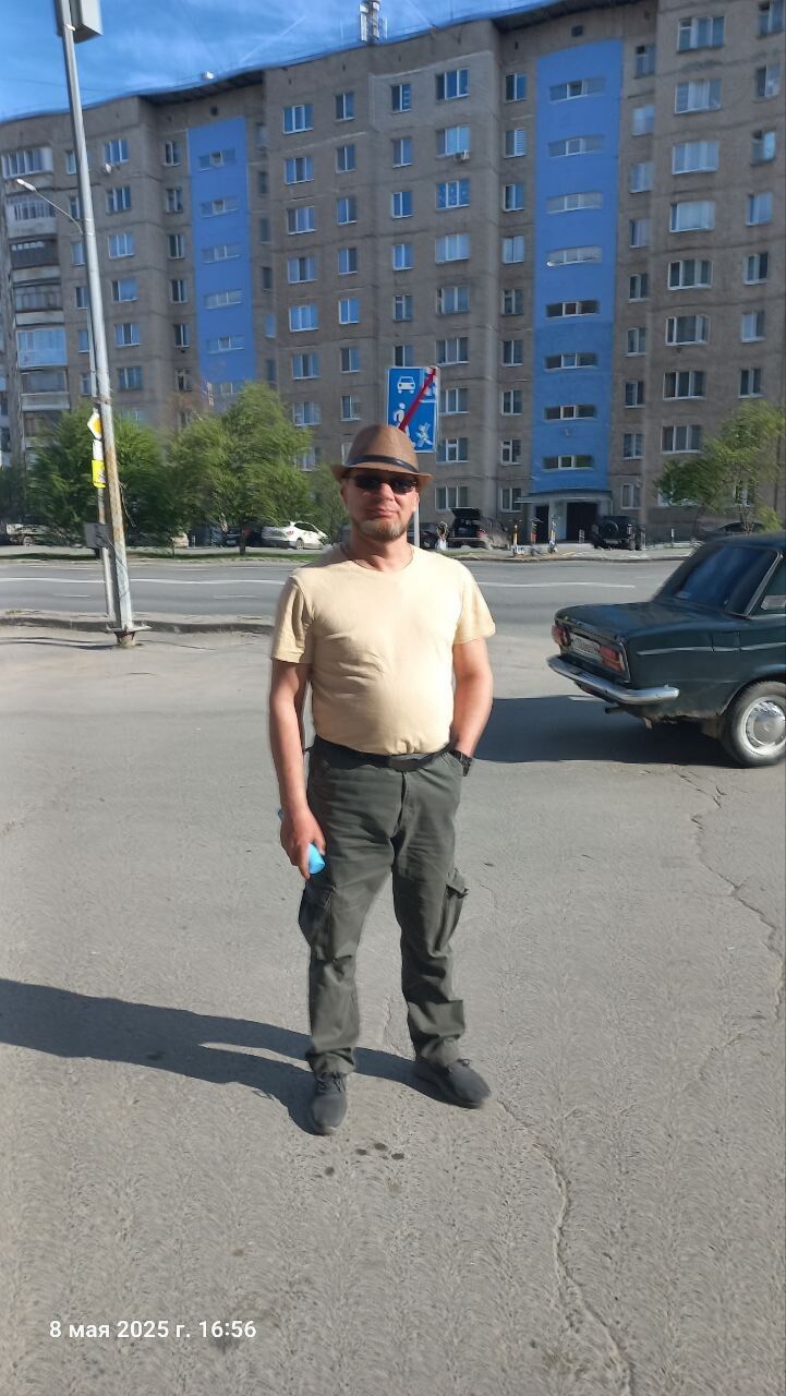  53695526  , 45 ,    