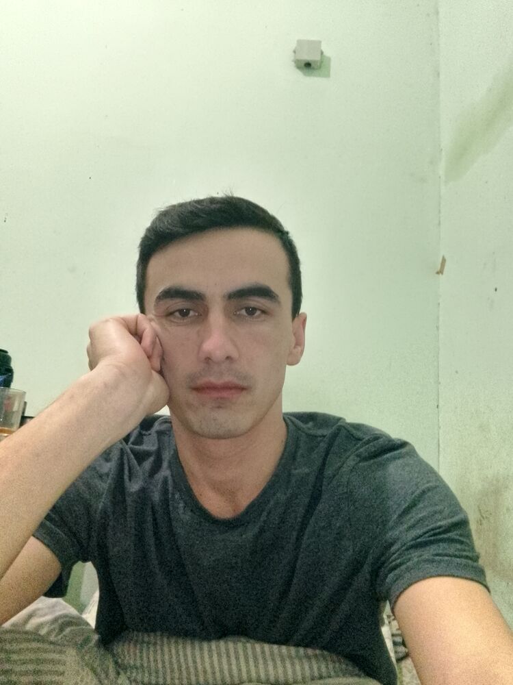  42016556  Behruz, 28 ,    