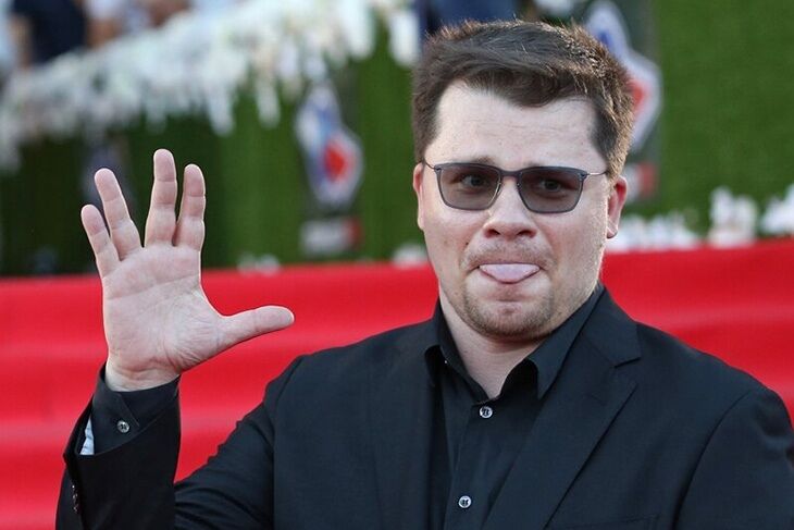  27150916  Yrii, 25 ,    