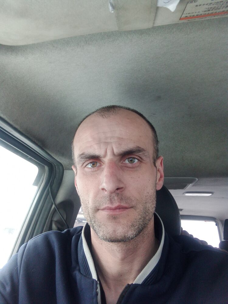  33225656  , 40 ,    