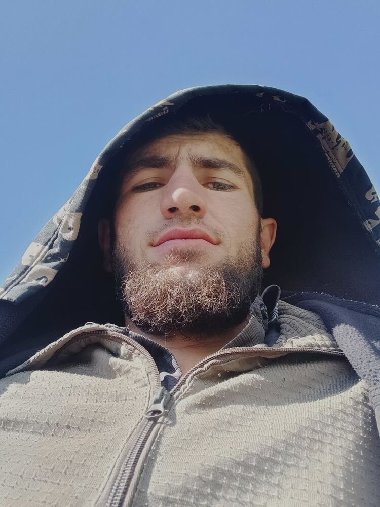  49603096  , 23 ,    
