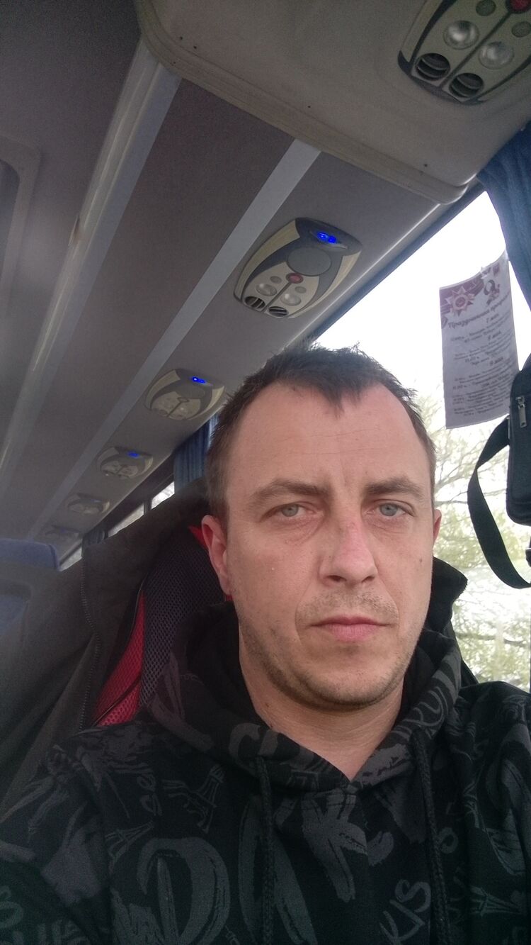  ,   Sergei, 34 ,   ,   
