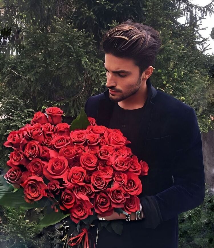  52569816  ADAM, 23 ,    