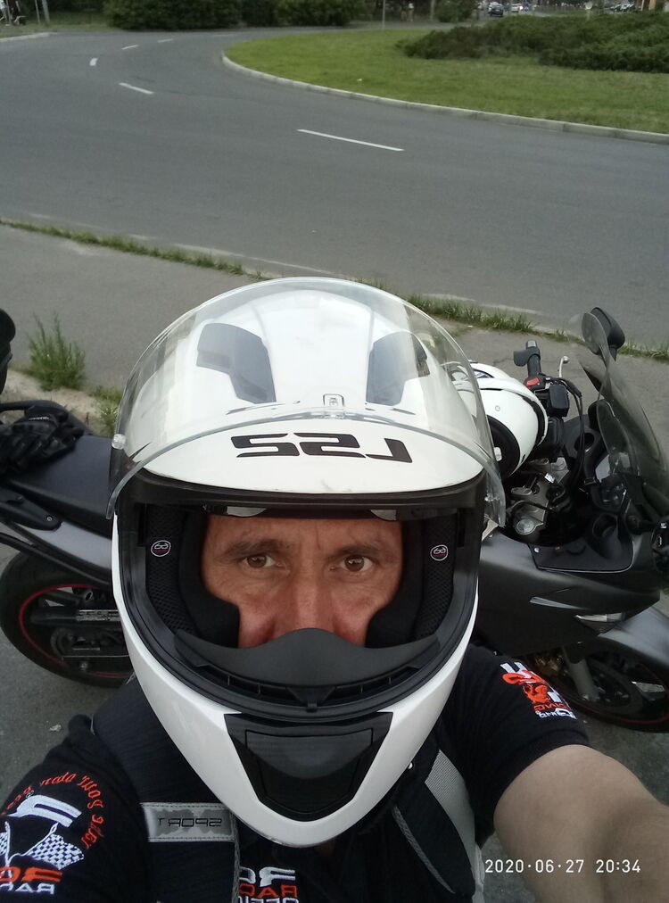  43922466  , 52 ,    