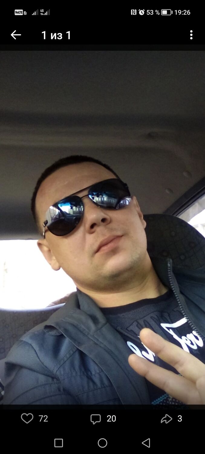  41150756  Vladimir, 42 ,    