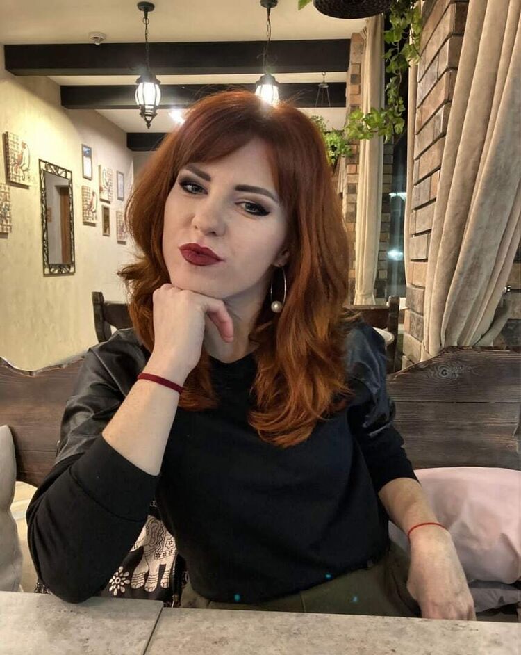  --,   , 37 ,  