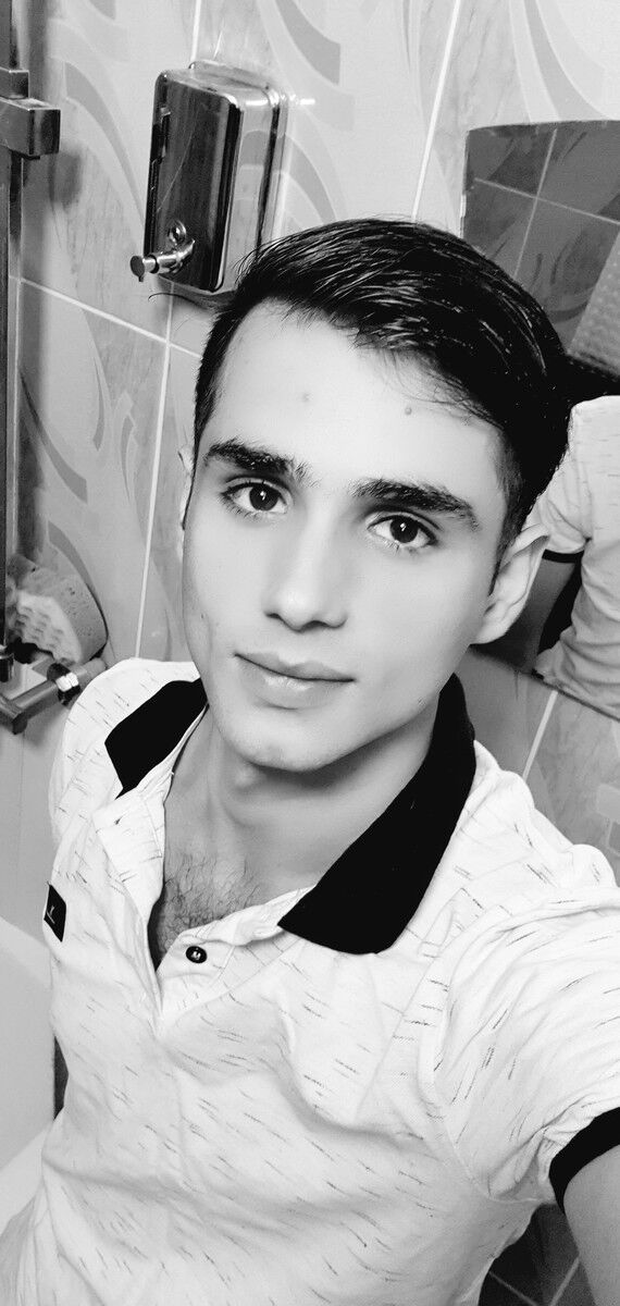  ,   Shamil, 32 ,   ,   , c 