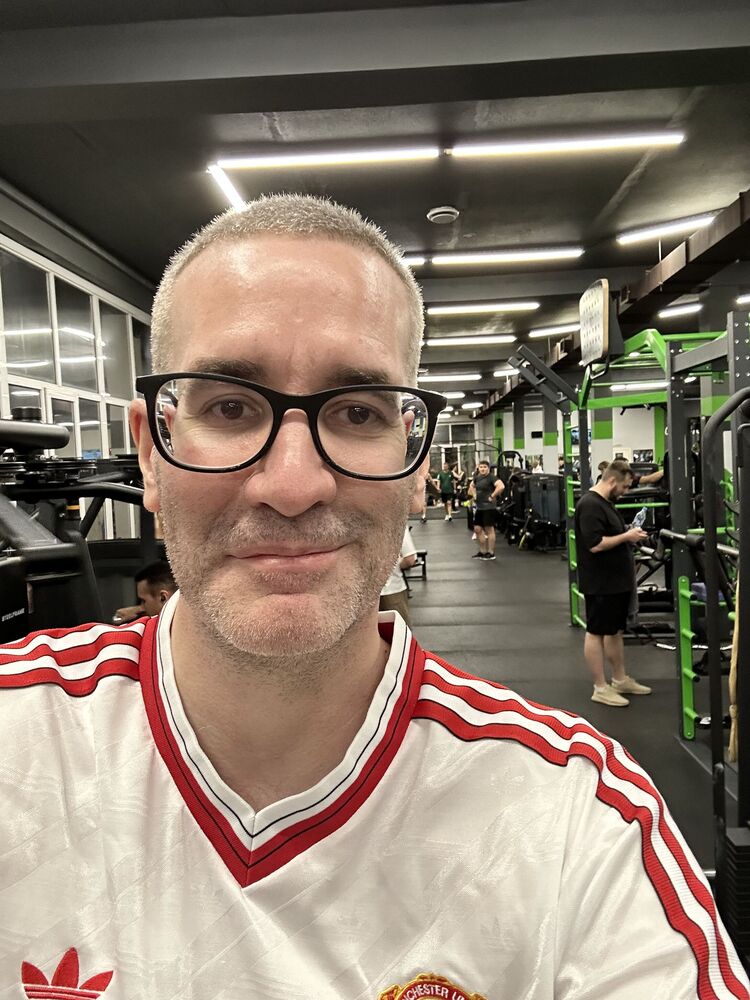  54692146  Samuel, 47 ,    