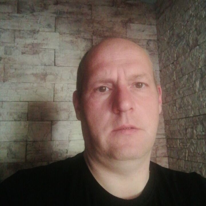  52982156  , 45 ,    