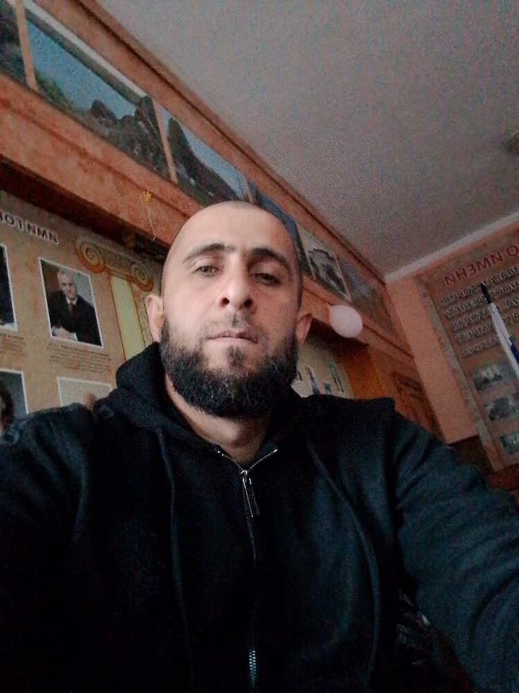  47004236  , 34 ,    