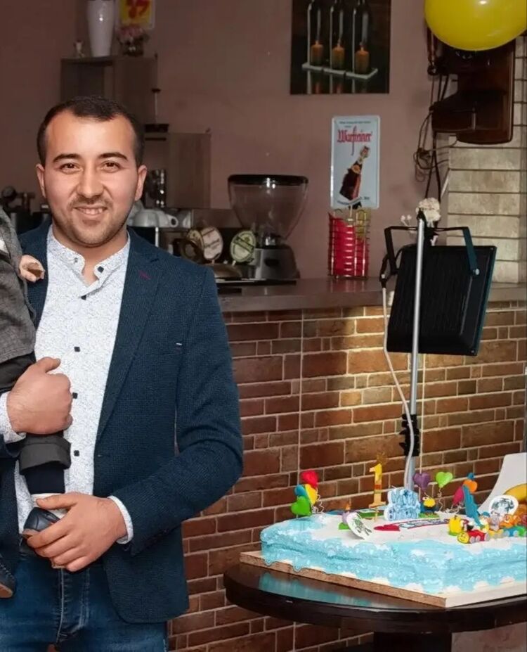  27594846  , 32 ,    -