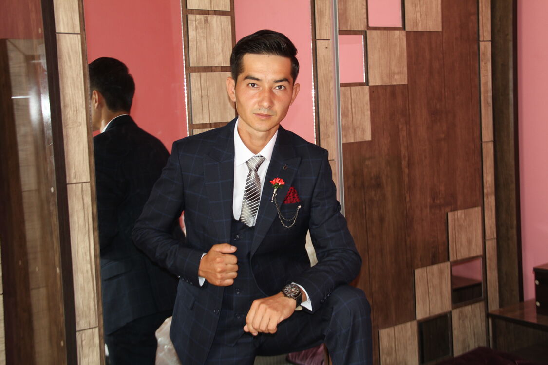  41327466  ALI, 34 ,    