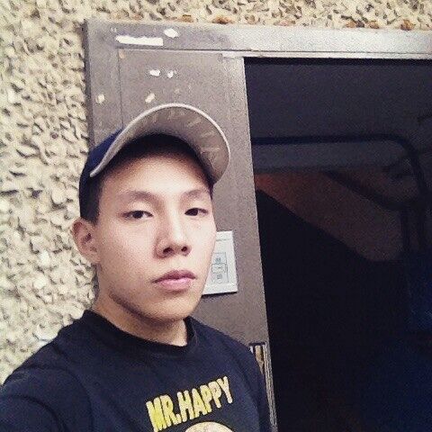  ,   Maxat, 28 ,   