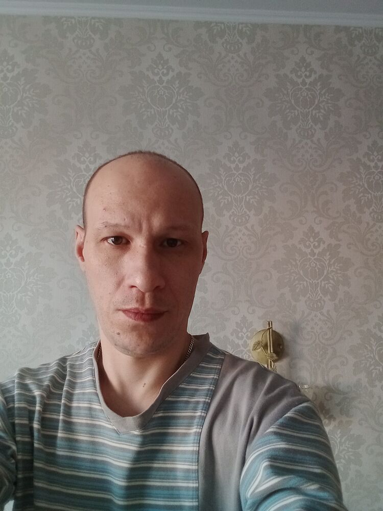  48472076  , 39 ,    