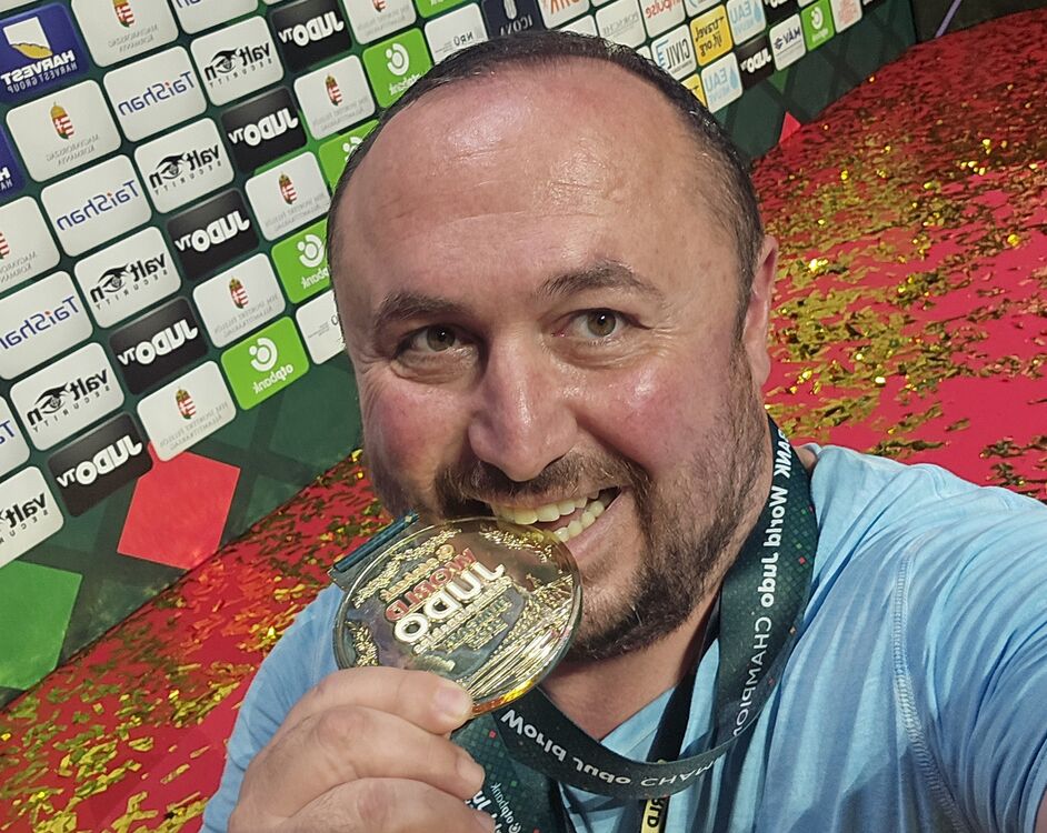  ,   Shota, 40 ,   ,   , c 