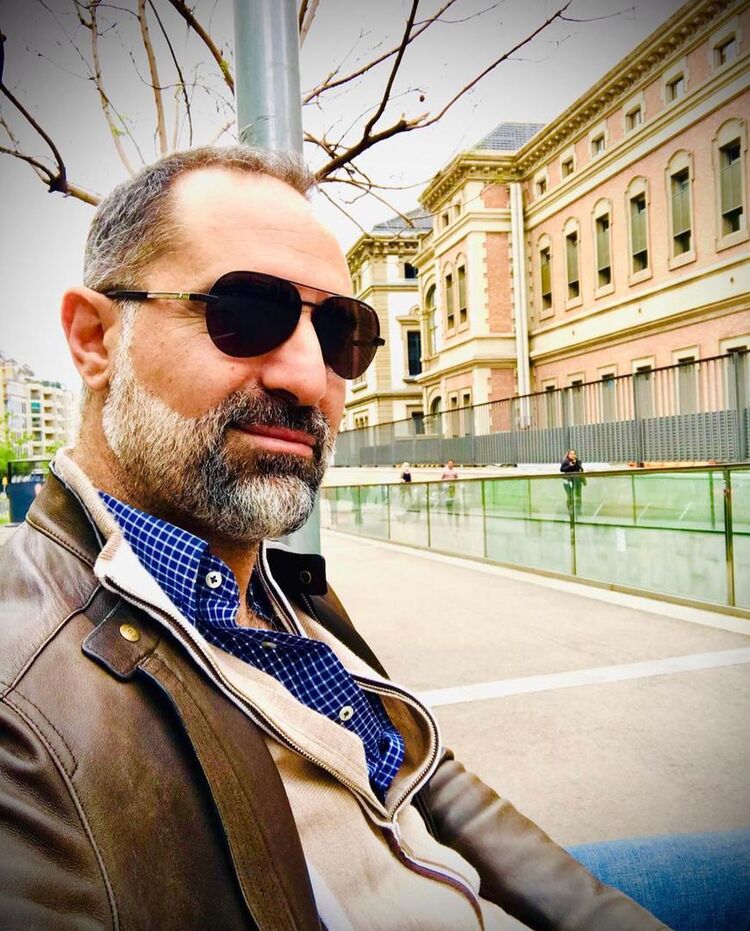  ,   Ivan, 57 ,     , c 