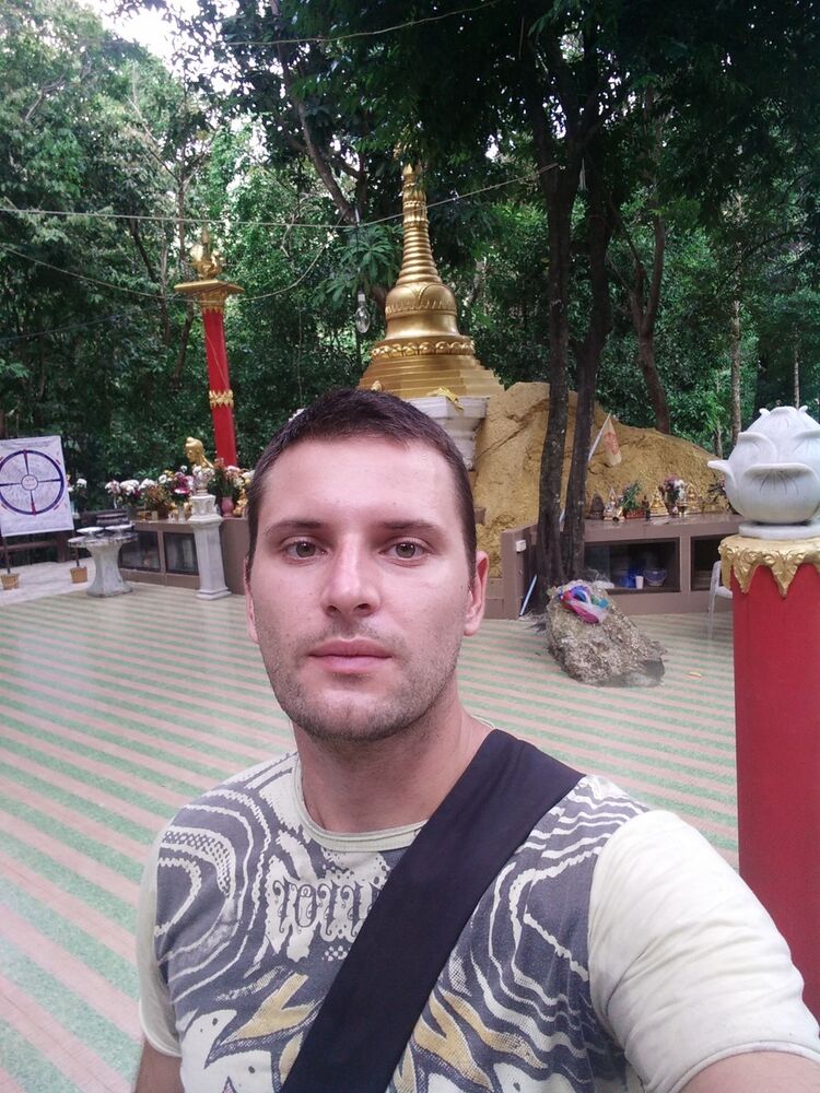  17424946  Nikolas, 37 ,    