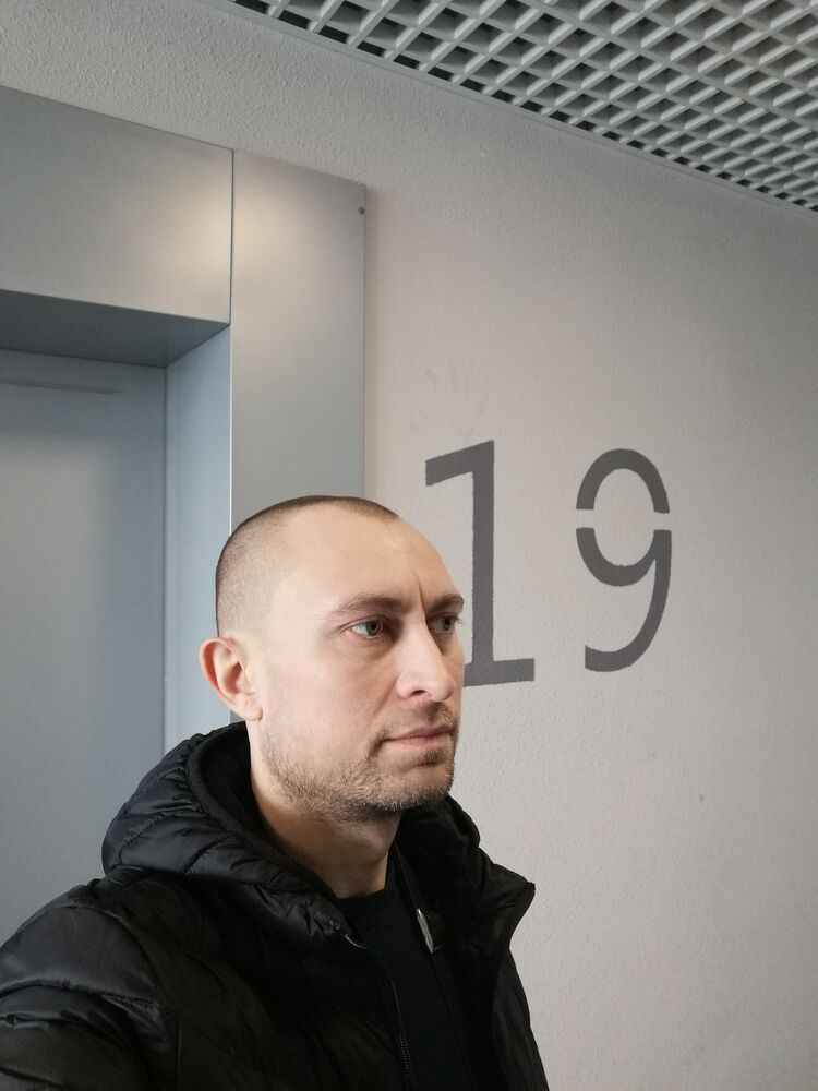  -,   , 37 ,     , c 