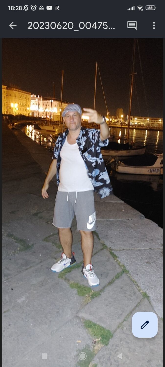  ,   Farkas, 41 ,   ,   , c , 