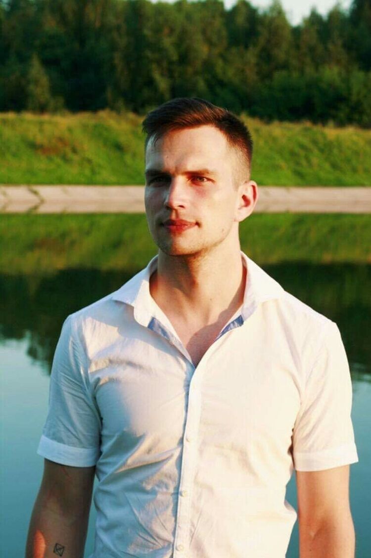  8215416  , 34 ,    --