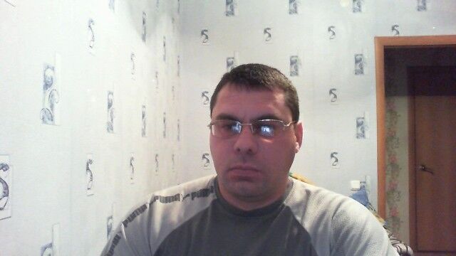  ,   Alex, 47 ,   