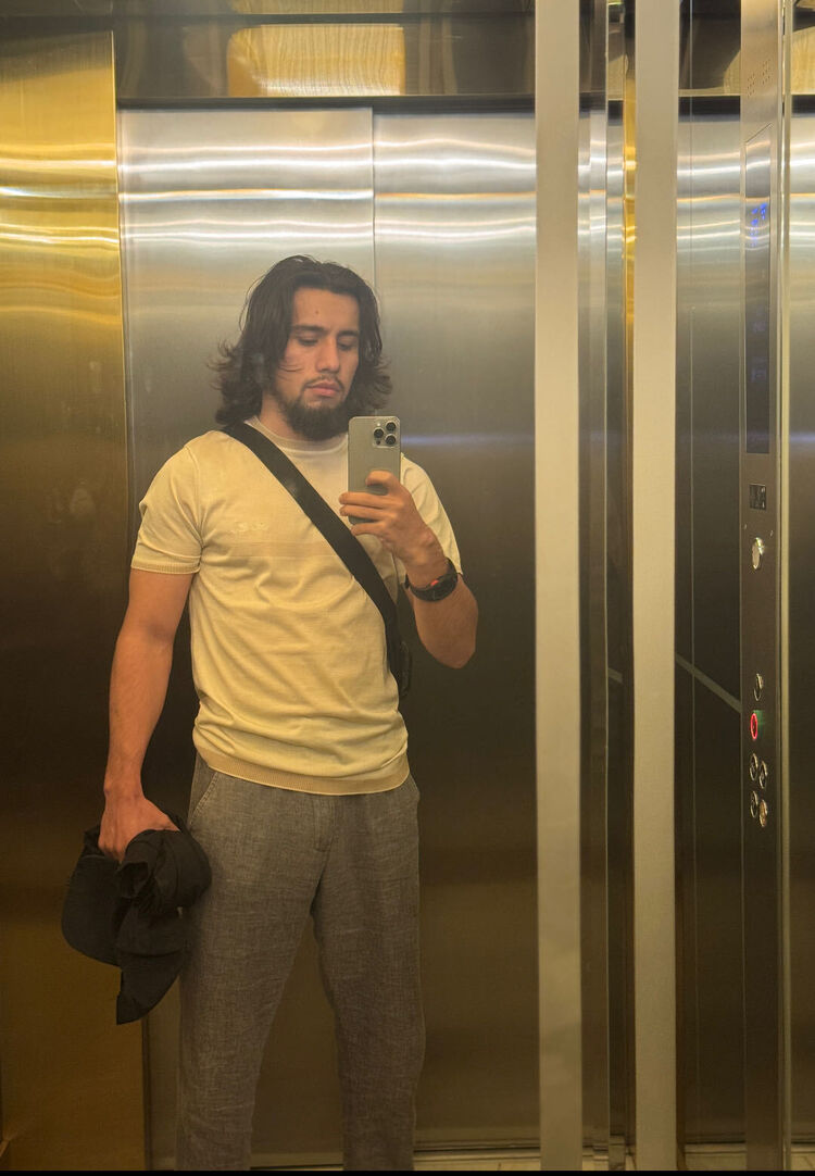  ,   Djuba, 25 ,   ,   , c 