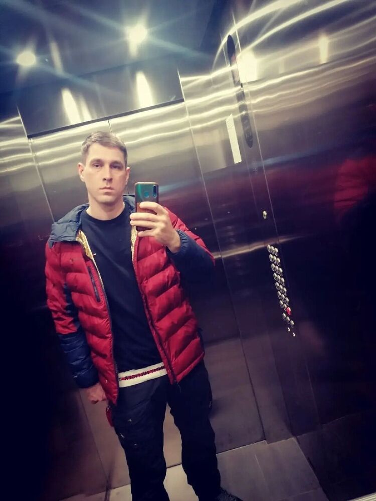  ,   Mikhail, 36 ,   ,   , c 
