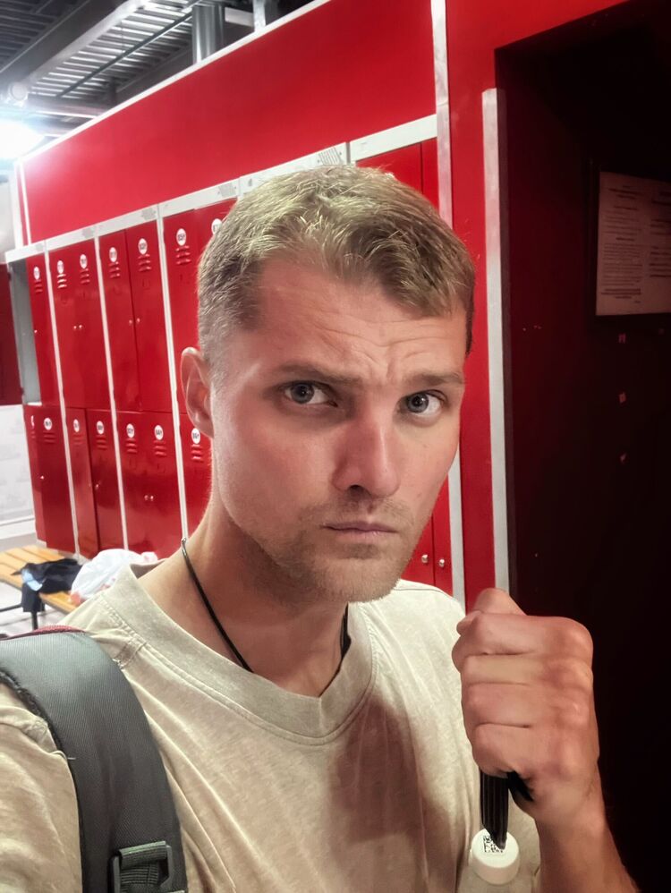  52293676  Vadim Ryzhov, 36 ,    