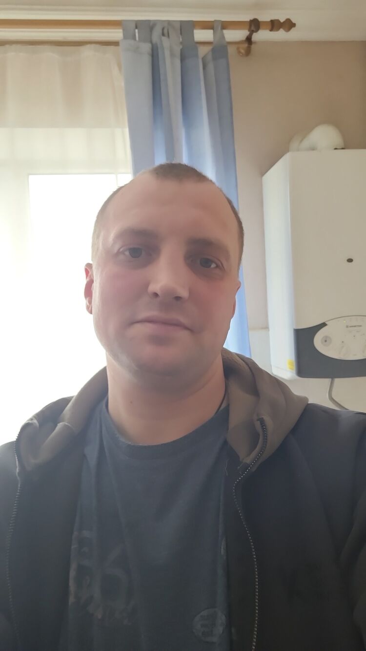  46143346  , 35 ,    