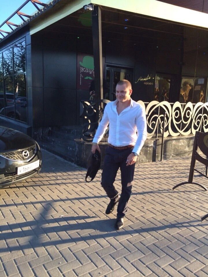  37866596  Waror, 36 ,    