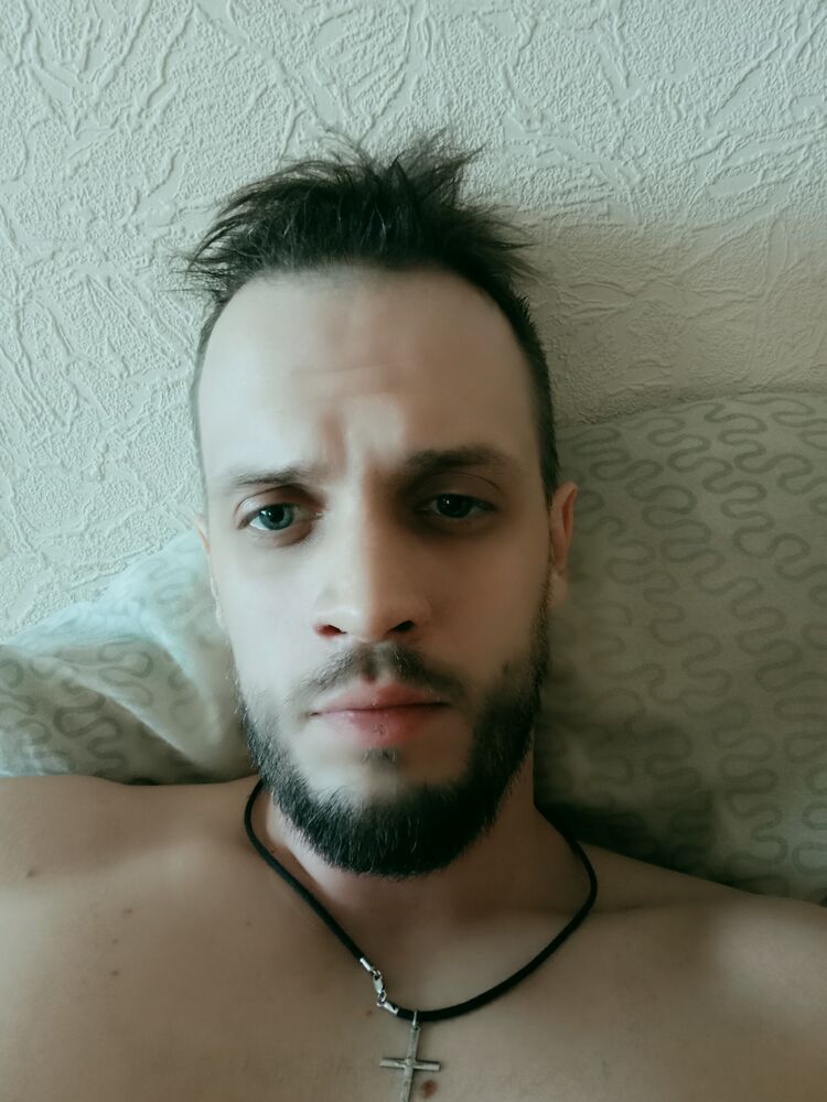  ,   Andrew, 32 ,   ,   , c , 