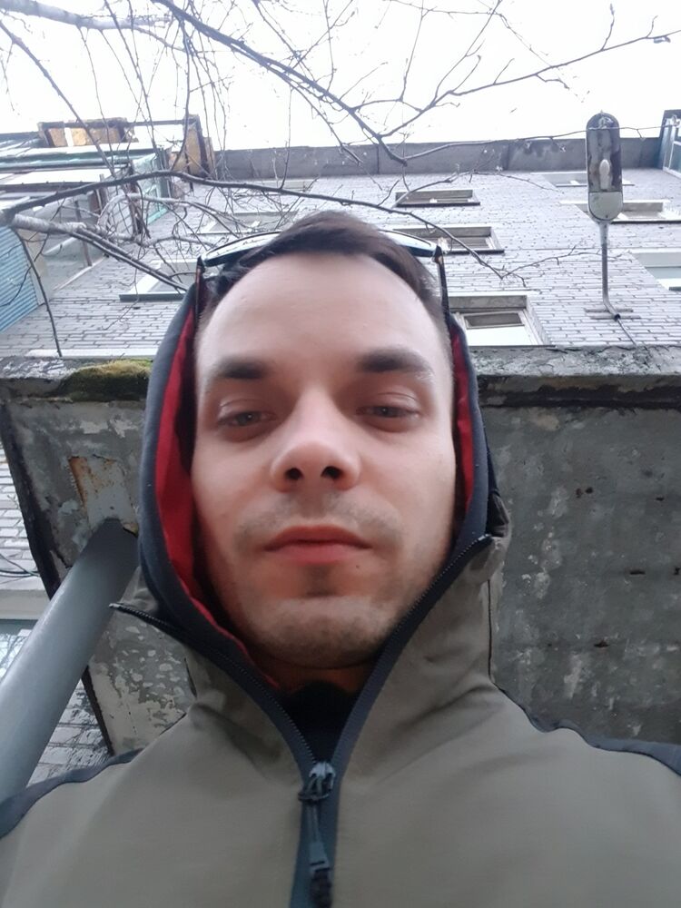  29282806  Evgeny, 33 ,    -