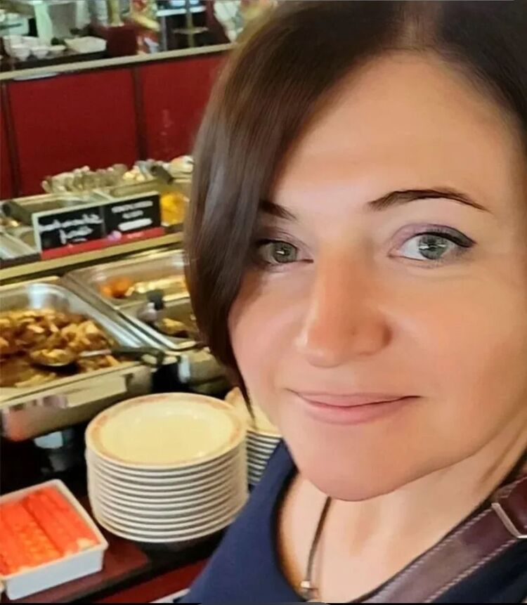 ���� 51982086 ������� Yiliia, 45 ���, ���� ���������� � �����