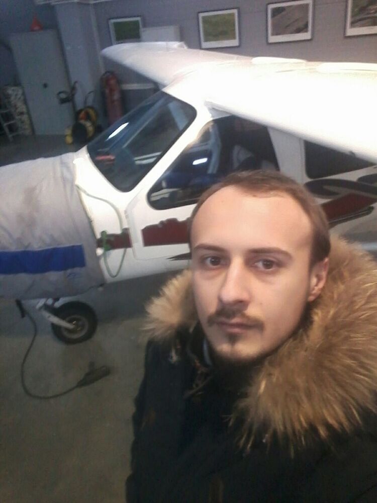  ,   Andrew, 31 ,  