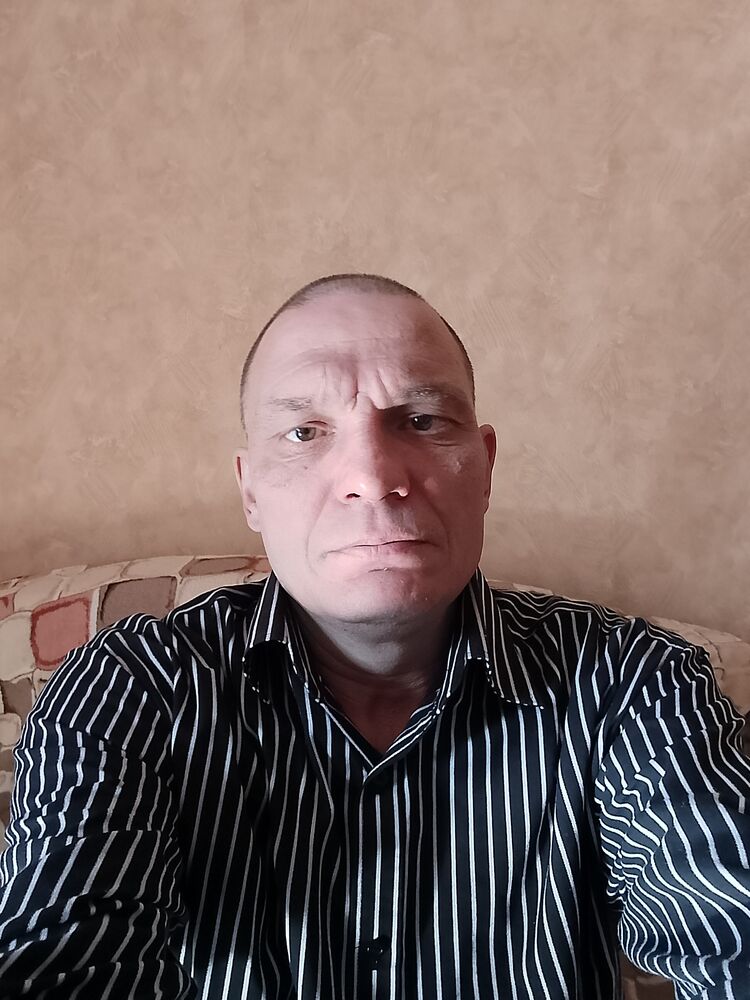  46587486  , 52 ,    