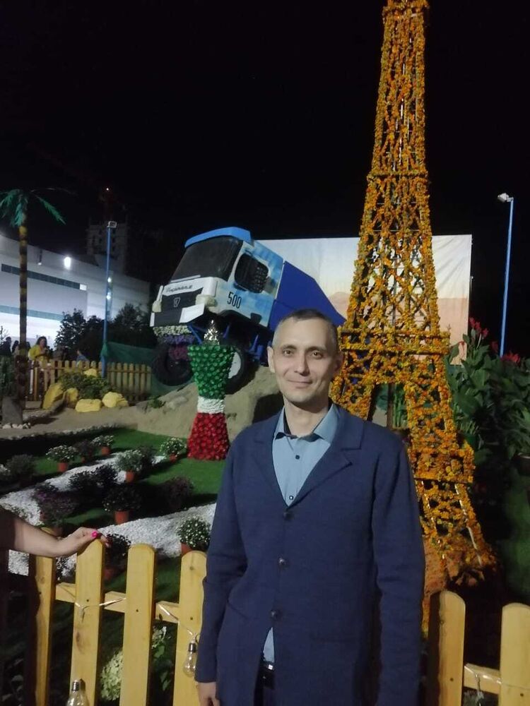   ,   Zufar, 45 ,   ,   