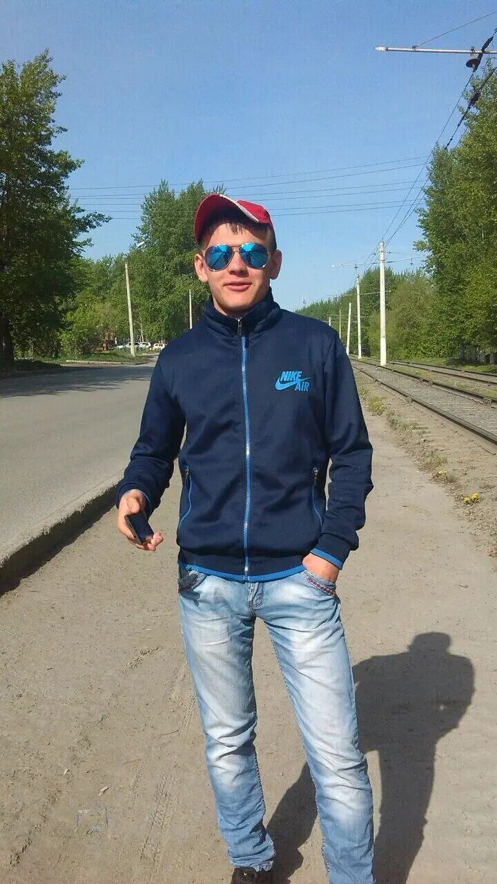  47052696  , 27 ,    