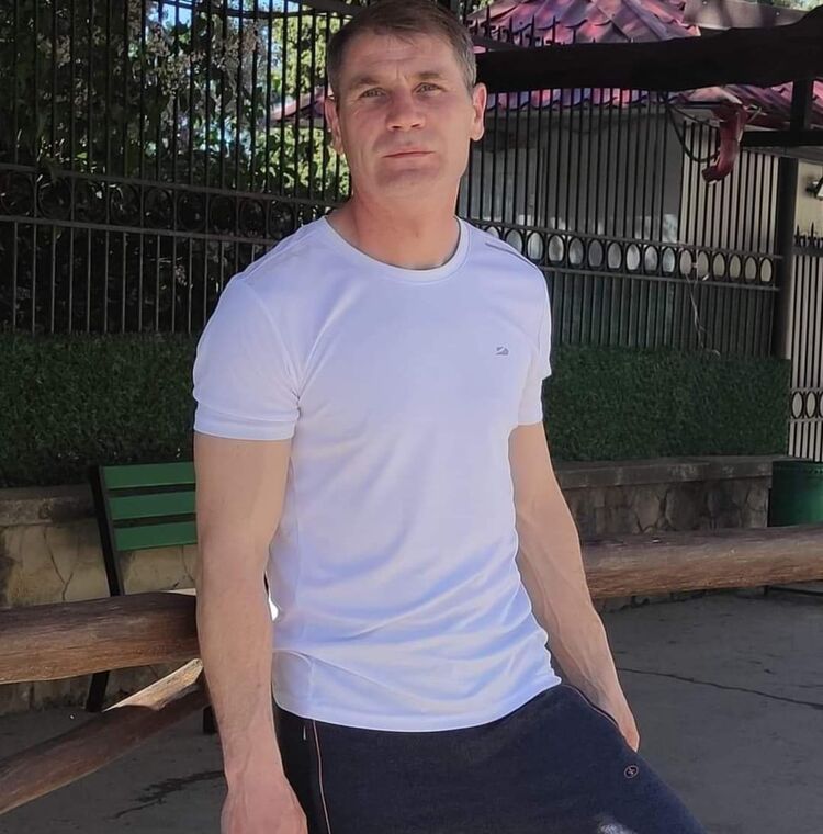  35988636  Igor, 46 ,    