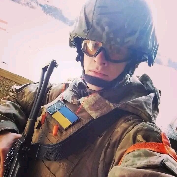  49679176  , 23 ,    