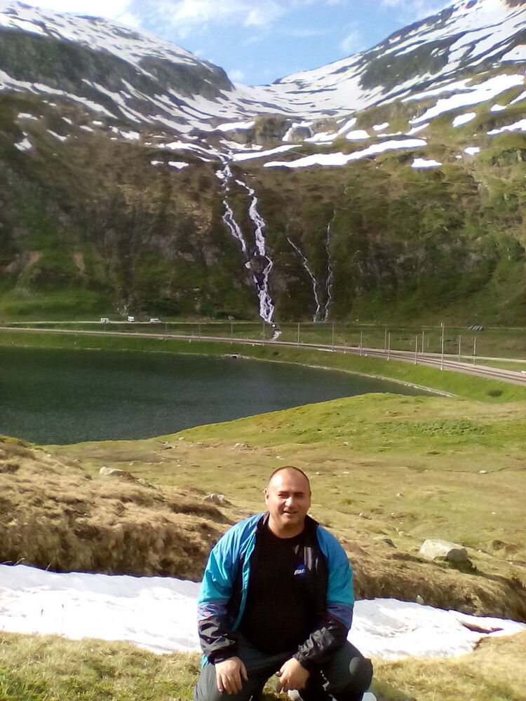  ,   Igor, 57 ,  