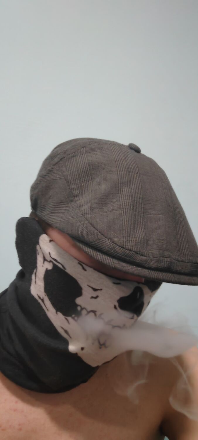  32496836  , 20 ,    