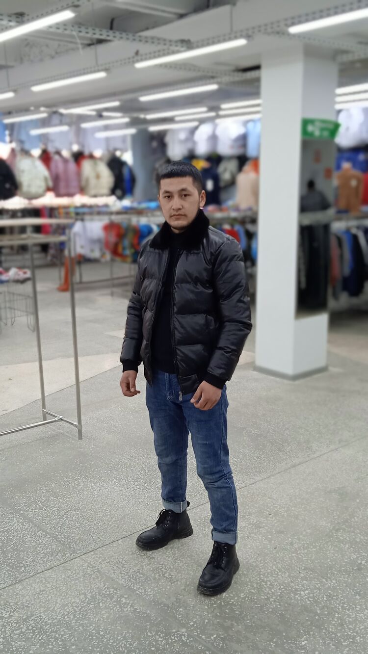  36908246  Shahzod, 24 ,    