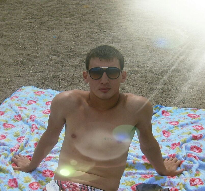  6878306  , 36 ,    -