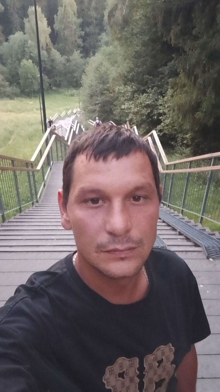  53848996  , 34 ,    