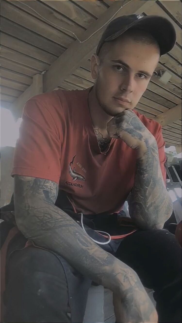 ���� 40001576 ����� Artem, 24 ����, ���� ���������� � �����-����������